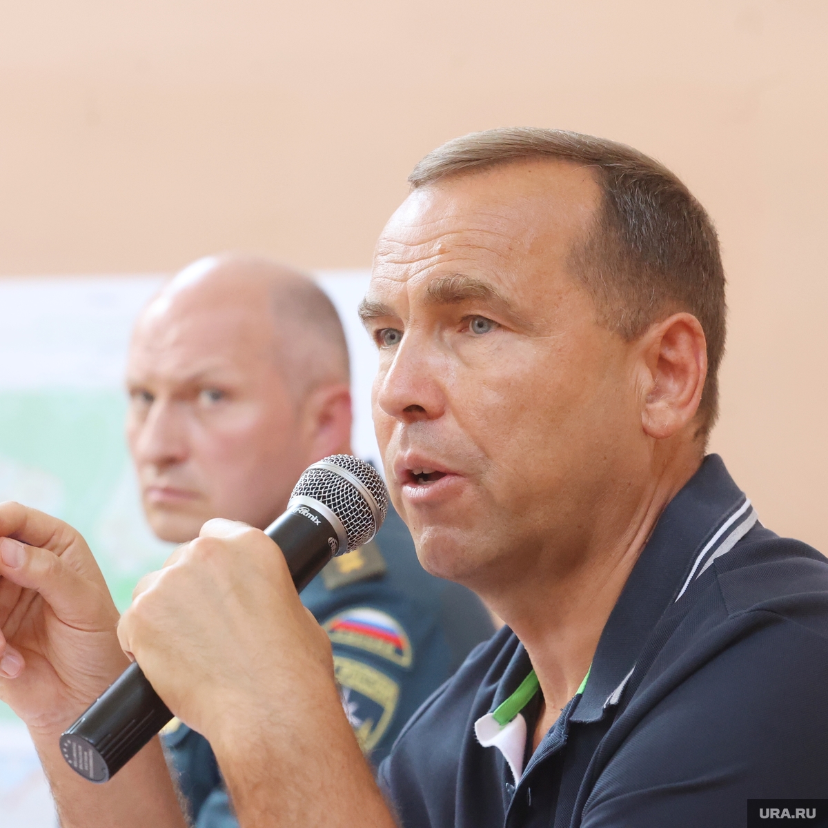 Зрелая Садится На Член