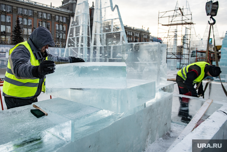 В Екатеринбурге из-за обрушения закрыли ледовый городок