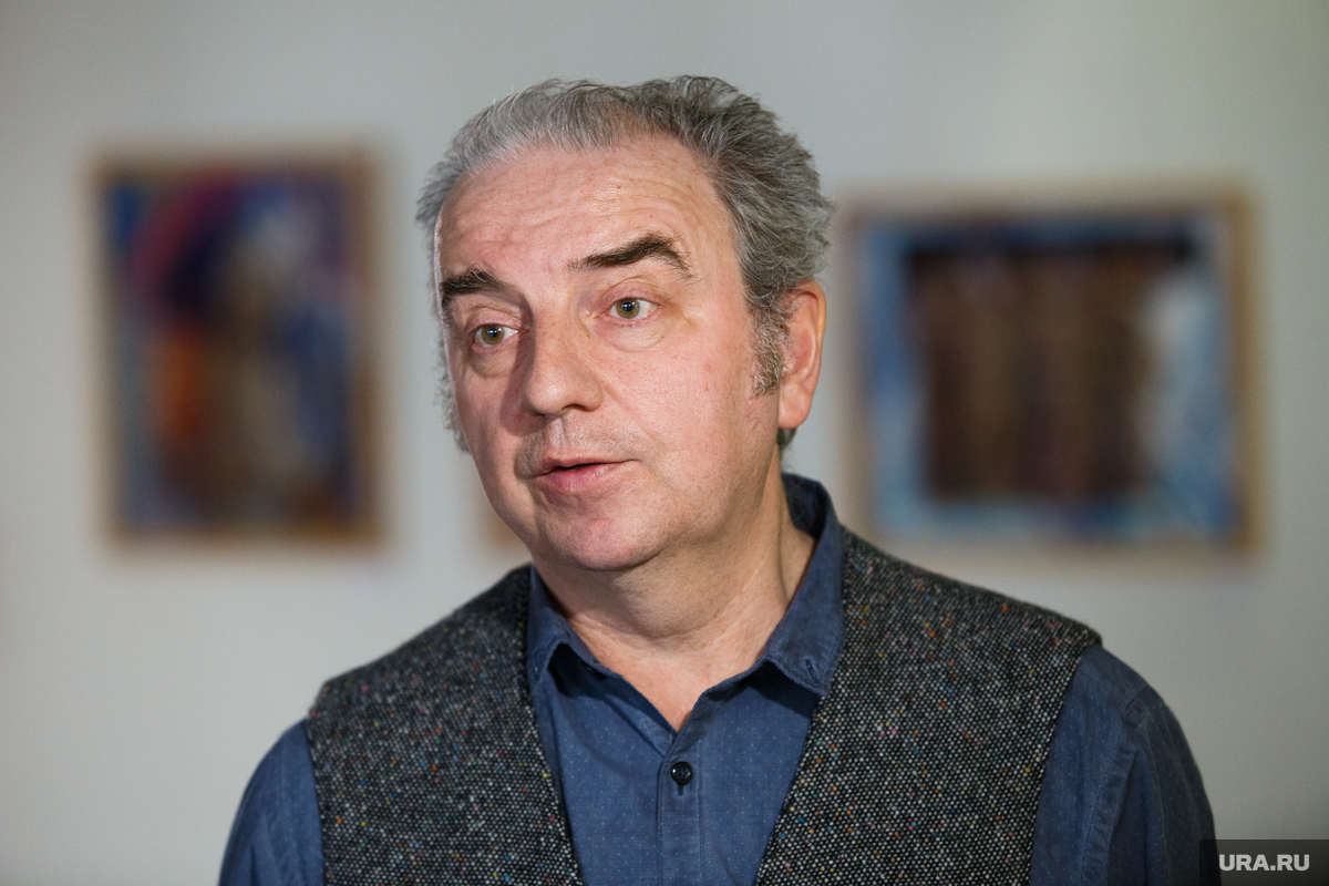 Музыкант Владимир Шахрин пообещал больше никак не комментировать происходящее