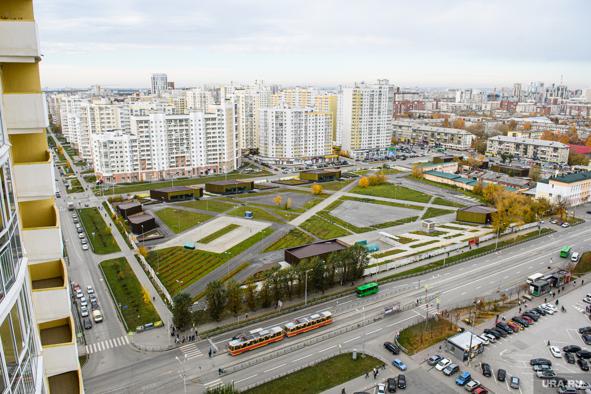 Новый сквер в Екатеринбурге могут застроить многоэтажками. ФОТО — URA.RU