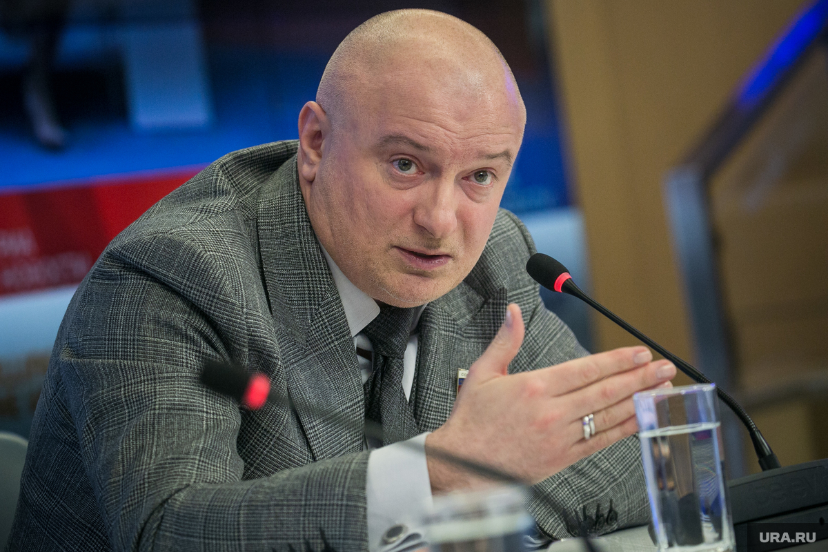 Дополнительных документов о завершении частичной мобилизации не будет, заявил Андрей Клишас