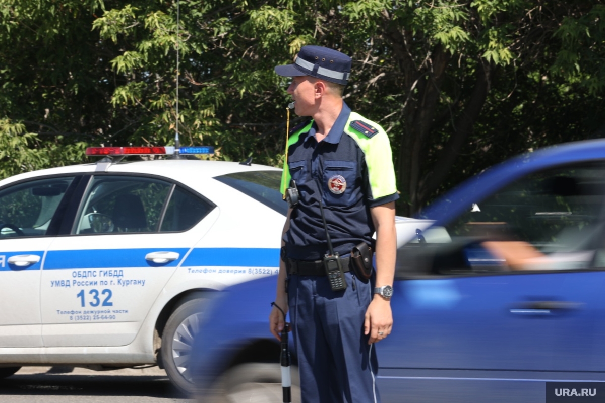 В Кургане на автодороге «Иртыш» образовались пробки из-за дачников 1 мая  2024 года, видео