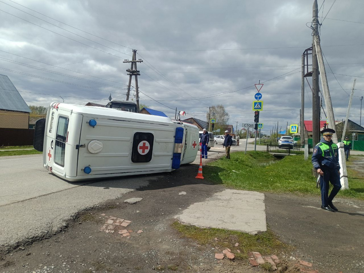 В Голышманово 14 мая 2024 года произошло ДТП со скорой помощью