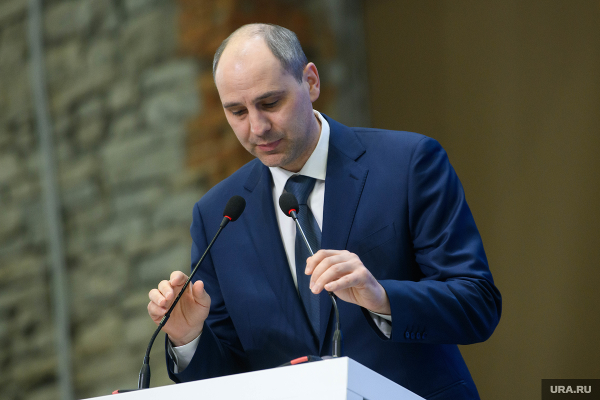 Денис Паслер раздал поручения министрам после встречи со свердловчанами