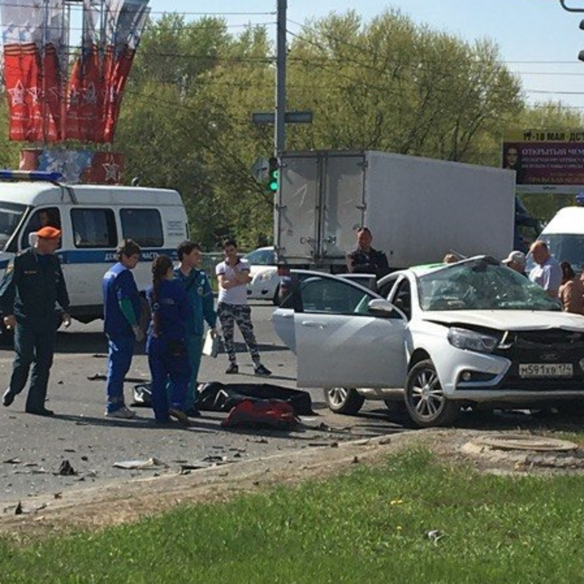 Виновник страшного ДТП в Челябинске после аварии оплакивал свою BMW.  «Жалко, машину разбил». ФОТО — URA.RU