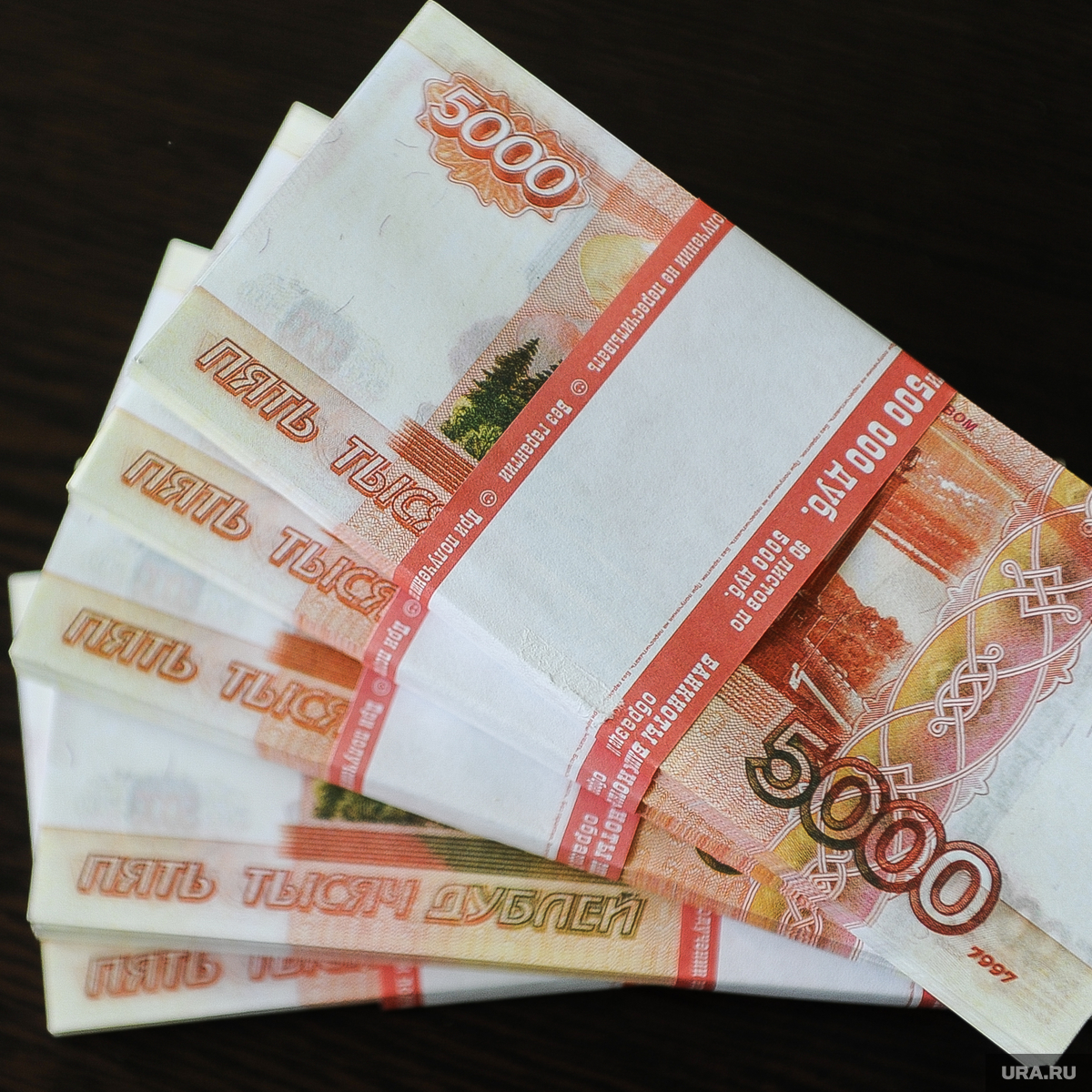 60 тыс рублей в долларах