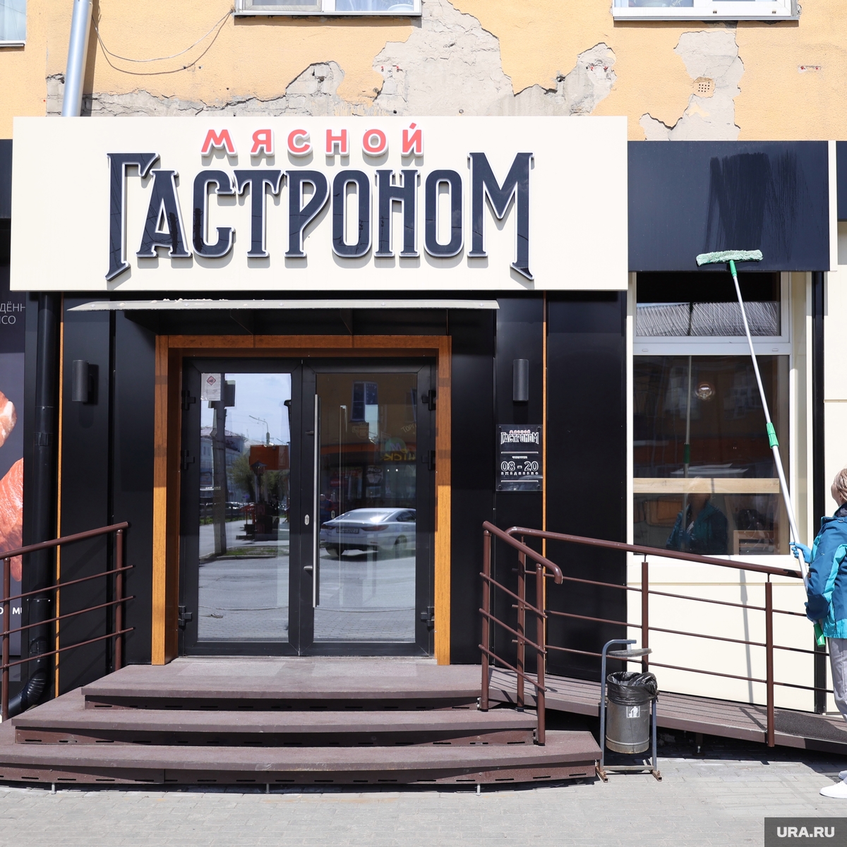 Курганский бизнесмен возвращает магазинам стиль СССР
