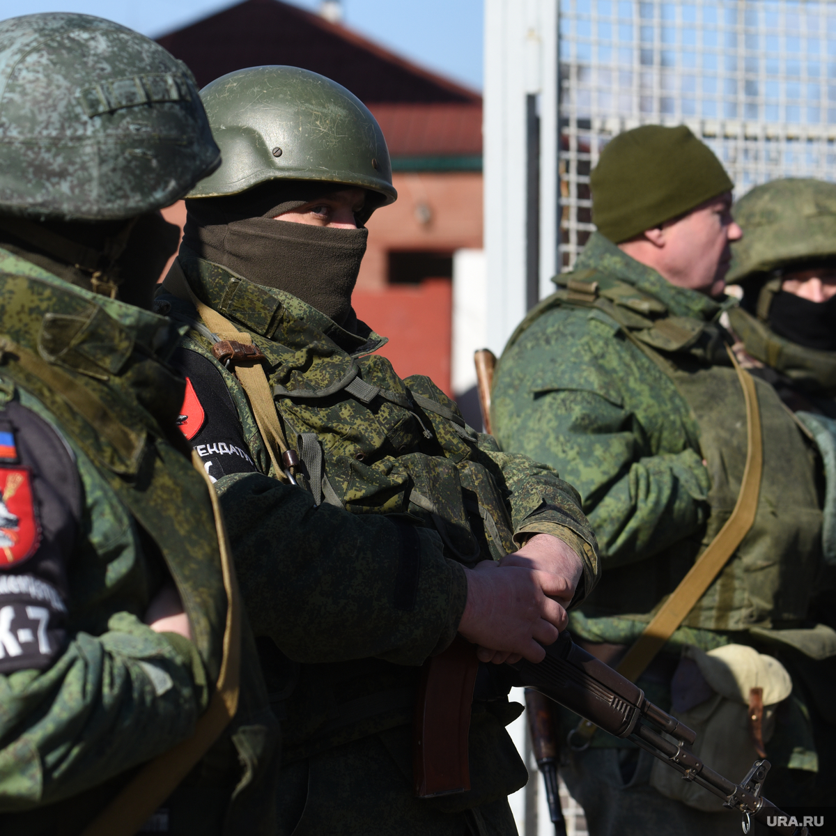 В «Офицерах России» назвали три способа попасть в Донбасс