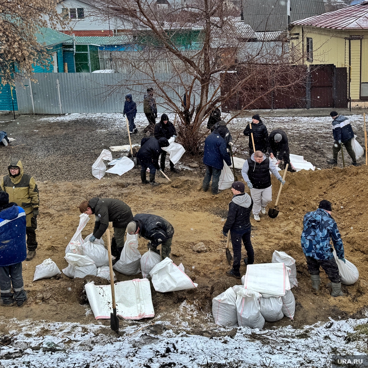 Паводки в Курганской области: помощь челябинских спасателей