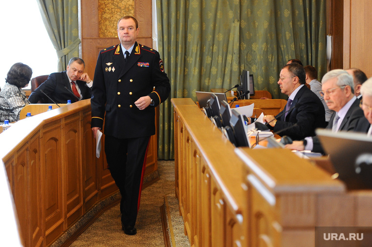Генерал-лейтенант полиции Андрей Сергеев отчитался перед ЗСО бравыми показателями