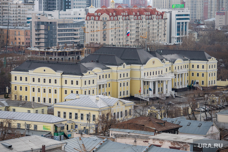 В Екатеринбурге построили роскошный дворец всего для пяти десятков чиновников