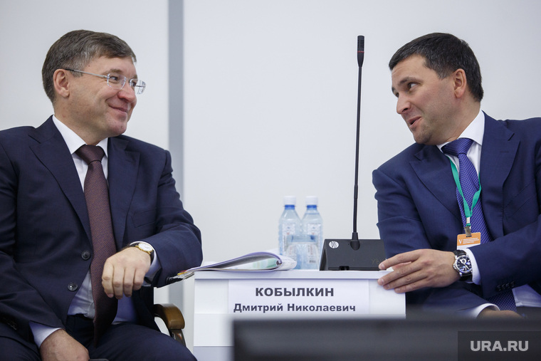 Отношения Владимира Якушева (слева) и Дмитрия Кобылкина (справа) считаются дружескими. Они испытаны досрочными выборами тюменского губернатора. Вряд ли новый вариант рейтинга испортит их