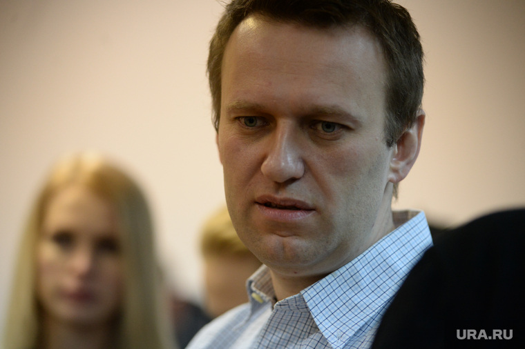 Оппозиционерам, как считает Андрей Максимов, договориться не удастся: вряд ли Алексей Навальный согласится уступить место в Думе Михаилу Касьянову.