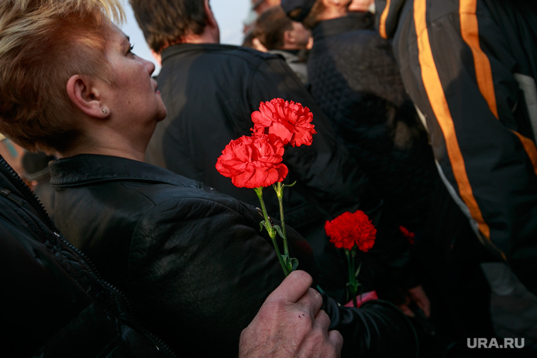 Многие россияне близко к сердцу приняли трагедию в Петербурге
