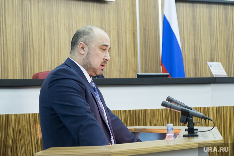 Прошлогодний отчет Виталия Орешкина перед депутатами Заксобрания Ямала вызвал много нареканий