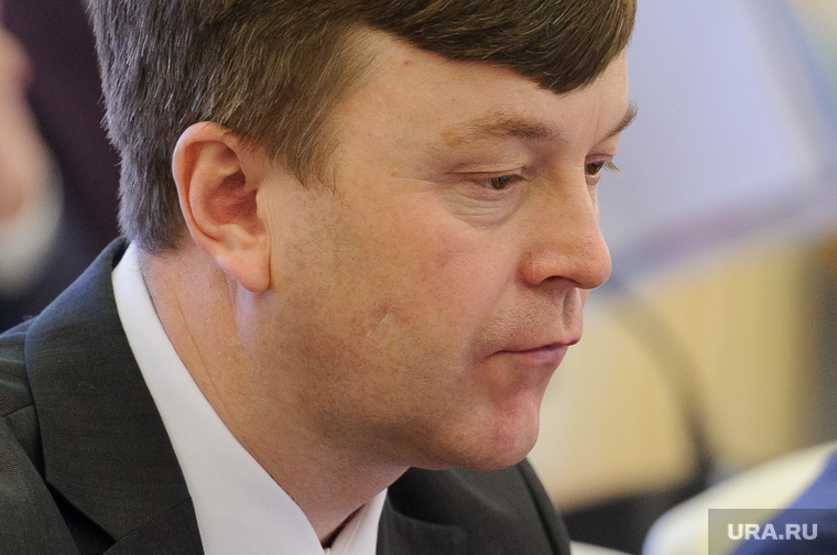 Главу Минтранса Василия Старкова обвиняют в сохранении худших практик его предшественников. А значит, ему придется играть по условиям Тагила