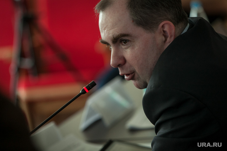 Политолог Максим Жаров считает, что молодежи нужна «движуха» и власти должны перестать ее бояться
