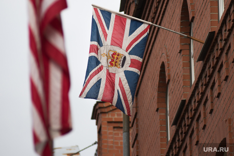 В Великобритании приспустят флаги в память о жертвах, но дадут ли работать спецслужбам?