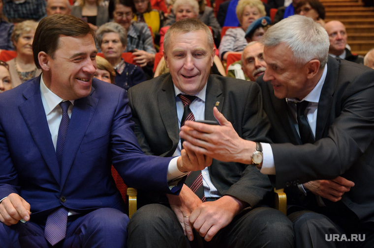 На встречу губернатора Евгения Куйвашева (слева) и мэра Нижнего Тагила Сергея Носова (справа) журналистов не позвали