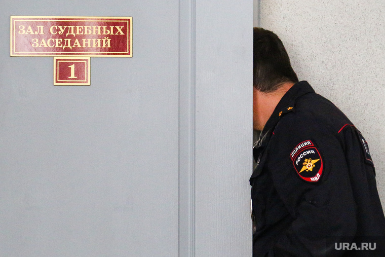 Приговор Пушкареву будут зачитывать во Владивостоке, что создает дополнительную интригу: в столице Приморья мэр популярен