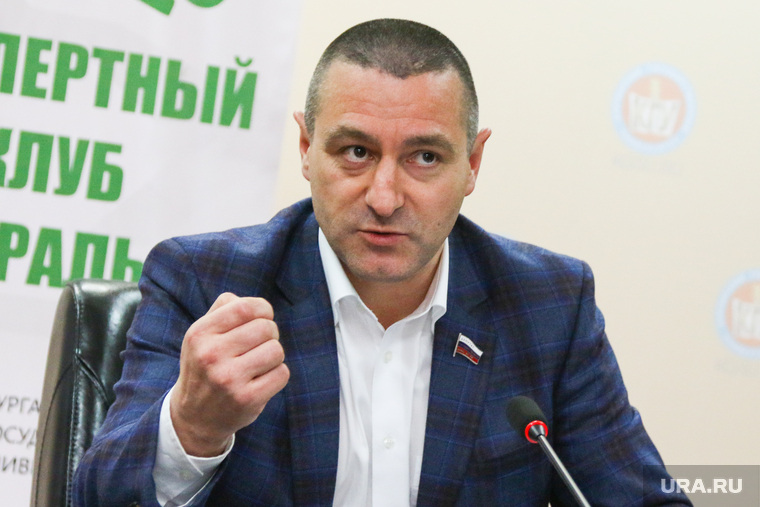 Александр Ильтяков не скрывает негативного отношения к главе района