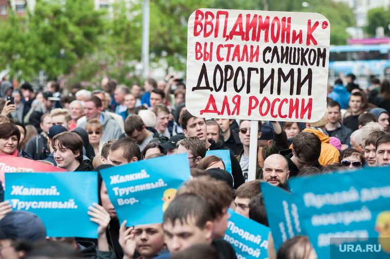 Противники Владимира Путина видят его в том образе, который создали для себя сами, считают эксперты.
