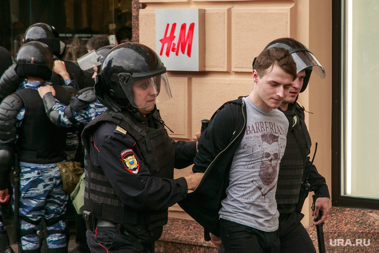 Эксперты считают, что понимание неотвратимости последствий снизит накал страстей на акциях протеста