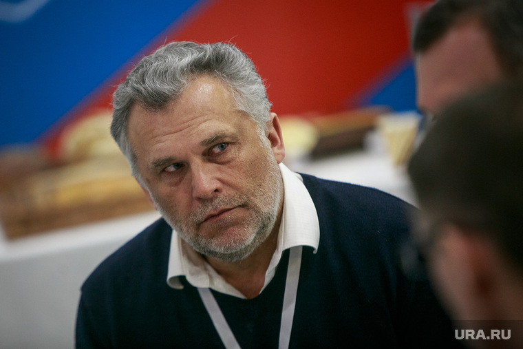 Глава Севастополя Дмитрий Овсянников получил себе в союзники давнего противника местной власти Алексея Чалого
