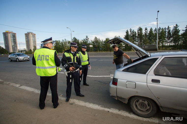 Полиция оперативно отреагировала на ЧП, введя один из отработанных планов по проверке подозрительных авто