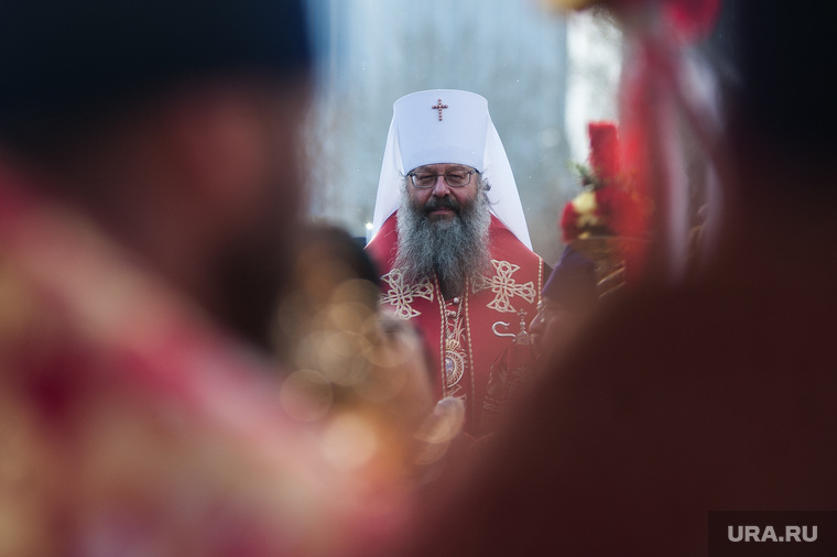В Екатеринбургской епархии трудно представить человека, который бы пользовался таким доверием митрополита Кирилла, как епископ Евгений