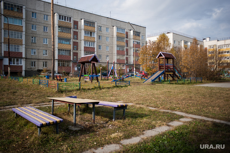 В ведении компании находится более 300 домов