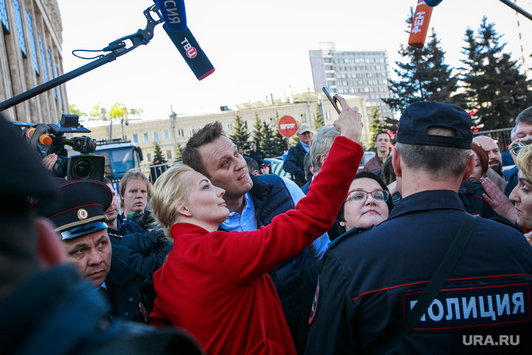 Выдвижение Собчак стабилизировало повестку, искаженную активностью Навального (на фото), но теперь есть риск создания их союза