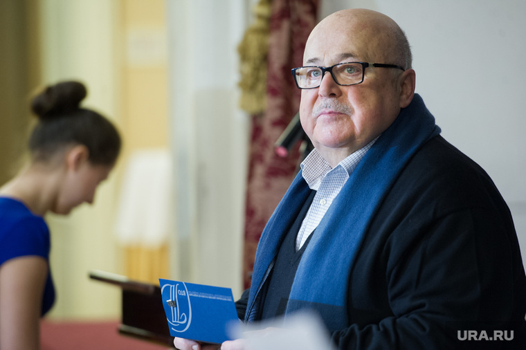 Глава СТД Александр Калягин готовит выступление на президентском совете