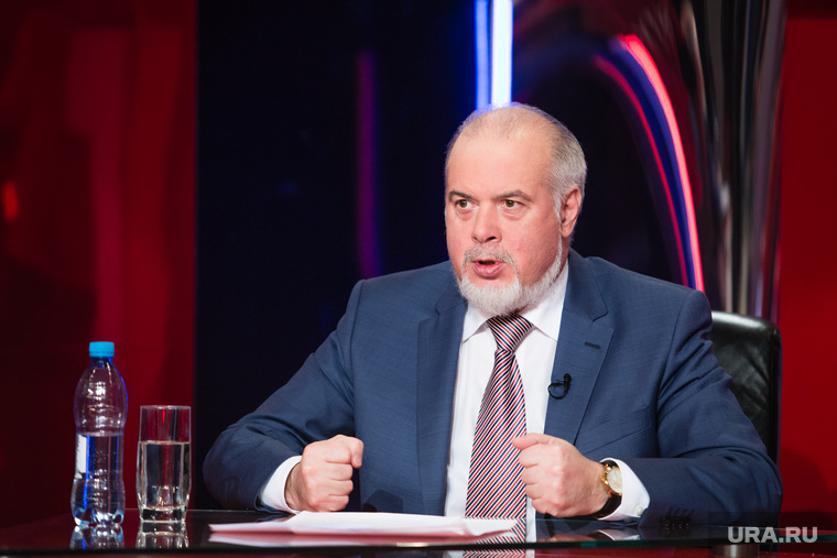 Вадим Шувалов пытался избежать вопросов о приватизации. Не удалось