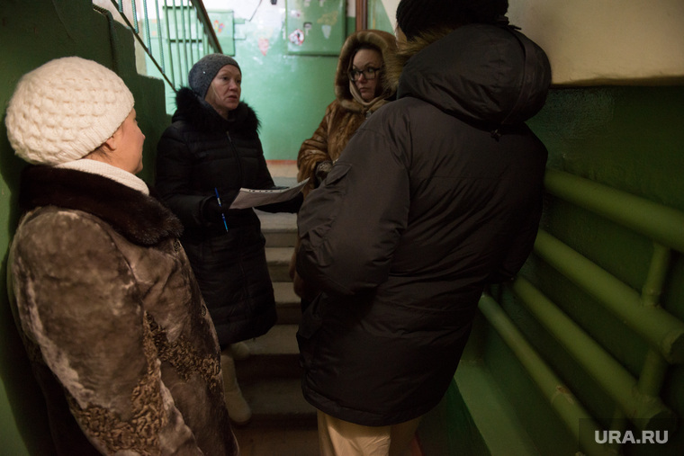 Жители собирают подписи под жалобой в прокуратуру и настроены на конфликт с чиновниками