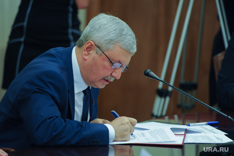 Мякуша предупредили: за низкую явку он ответит партийным постом