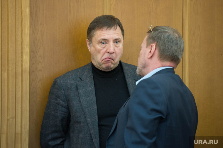 Депутат Екатеринбургской гордумы Вячеслав Вегнер принял участие в рекламной распродаже, но понимает — риск велик