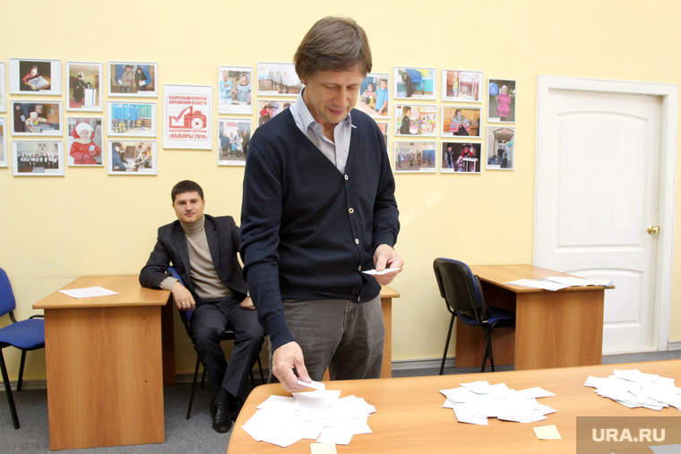 Выбора лидеру курганских «Патриотов» Александру Самойлову не оставили: партийную нагрузку и подготовку к избирательной кампании на него взвалили всего несколько месяцев назад 