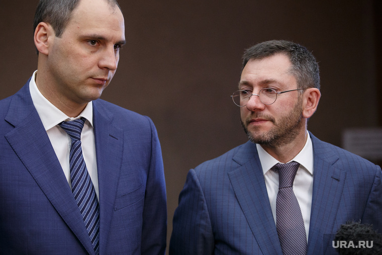 В сытые годы Денис Паслер мог собирать с ФПГ более сотни миллионов рублей на нужды ЕР