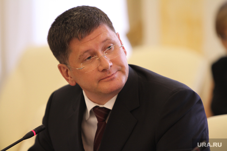 Представитель муниципальной элиты, глава Березовского ГО Евгений Писцов, пока до конца не понимает своей роли в новом проекте, а потому не представляет чётко, зачем ему нужен «Большой Екатеринбург»