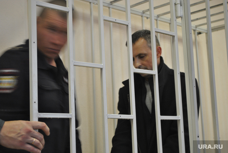 Дмитрий Бровко (справа) так же, как и его коллеги, остался на свободе 