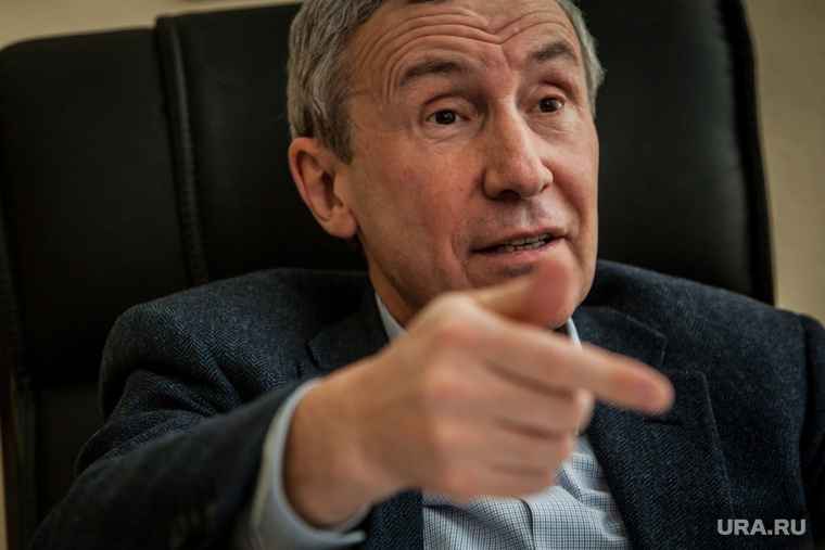 Андрей Климов считает недостаточной коммуникацию между уральскими регионами.