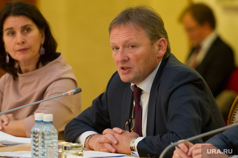 Борис Титов закрутил в Свердловской области интригу, которую здесь не ждали