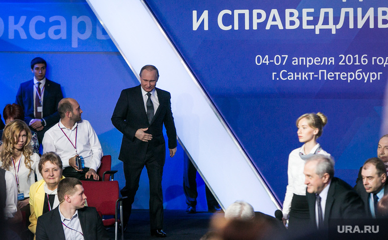 Путина на форуме ОНФ ждали. И он не подвел