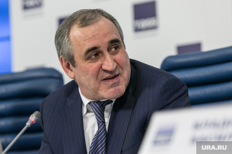 Сергей Неверов обещал компенсировать отзыв кандидата из округа местом в списке
