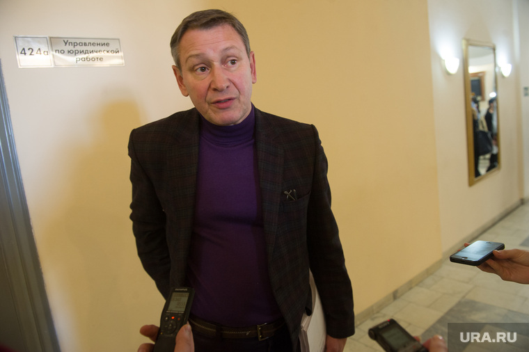 Александр Косинцев не желает удовлетворять финансовое любопытство городских чиновников