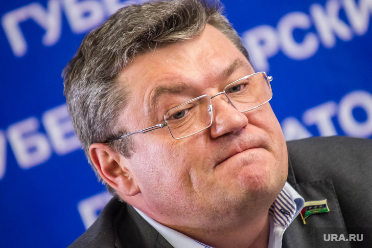 Сергею Козлову предстоит нелегкая борьба с бывшим мэром Ханты-Мансийска Андреем Букариновым.
