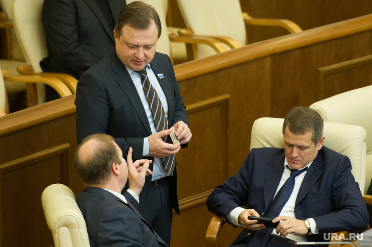Свердловские единороссы дают своим кандидатам-победителям неделю на перезагрузку