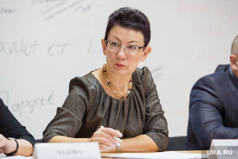 Нонна Николаевна Кивелева пережила уже трех министров, поскольку незаменима