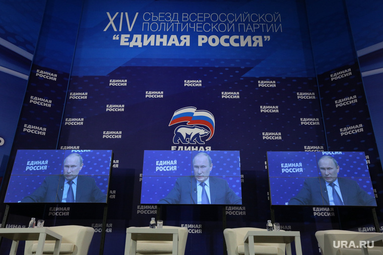 Владимир Путин должен дистанцироваться от избирательной кампании, если «Единая Россия» захочет низкую явку